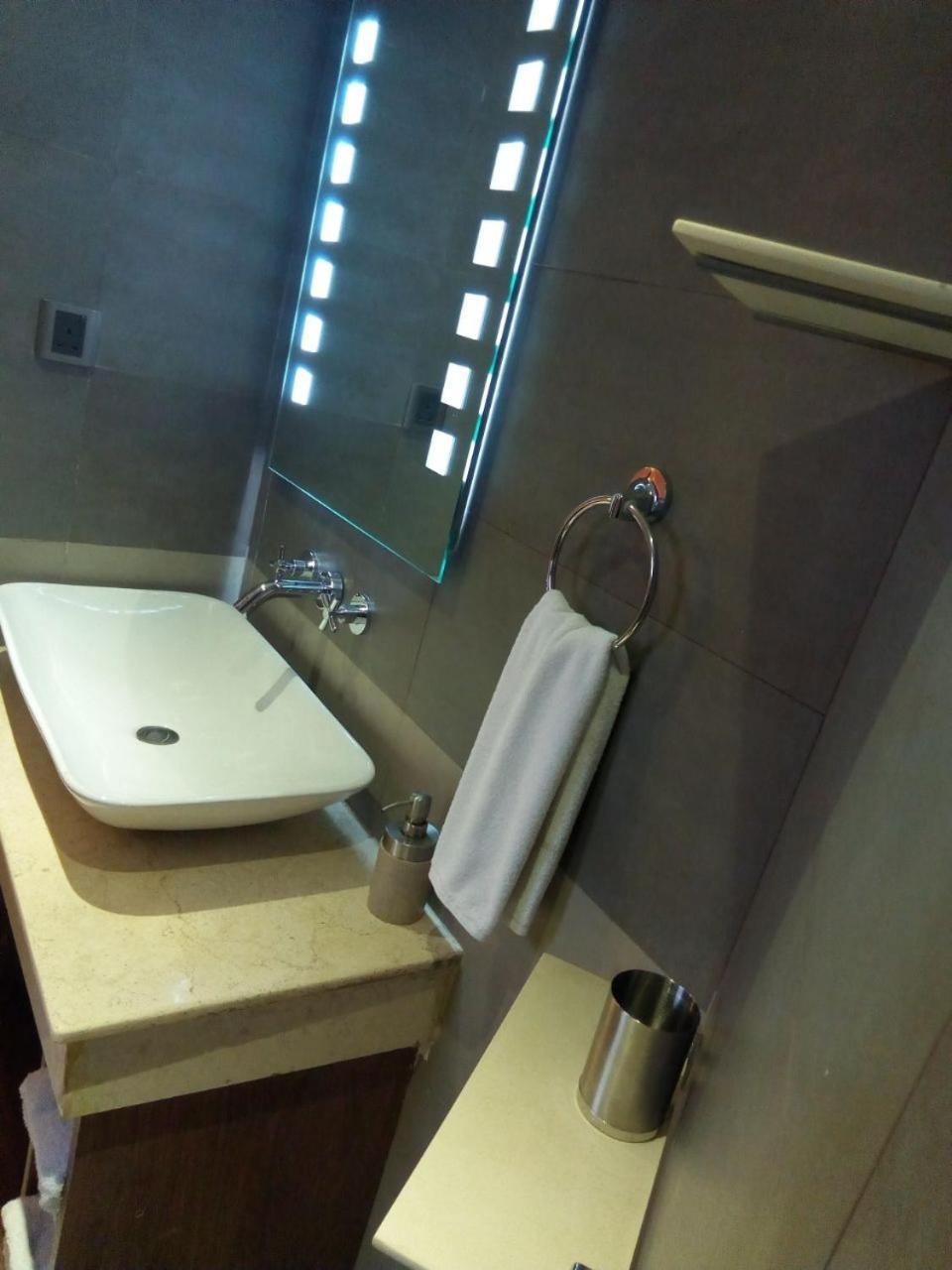 나이로비 The Lofts At Wood Avenue - Kilimani 아파트 외부 사진